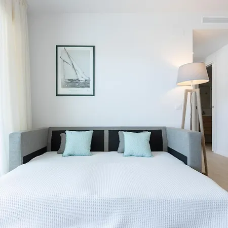 M A R I V E N T With Bathroom And Terrace 50 M2