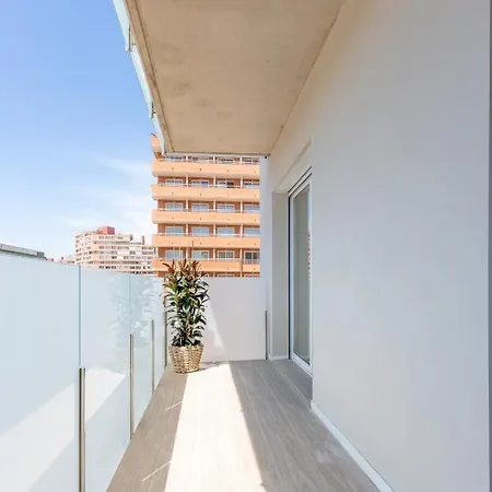 Apartment M A R I V E N T With Bathroom And Terrace 50 M2