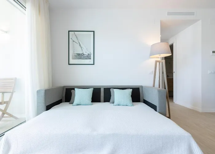 M A R I V E N T With Terrace Private